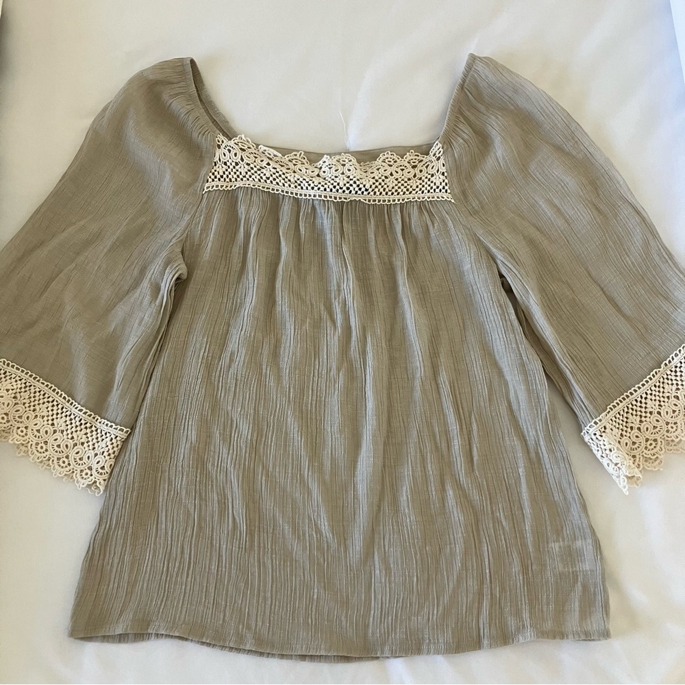 NWOT *boho/western lace blouse*